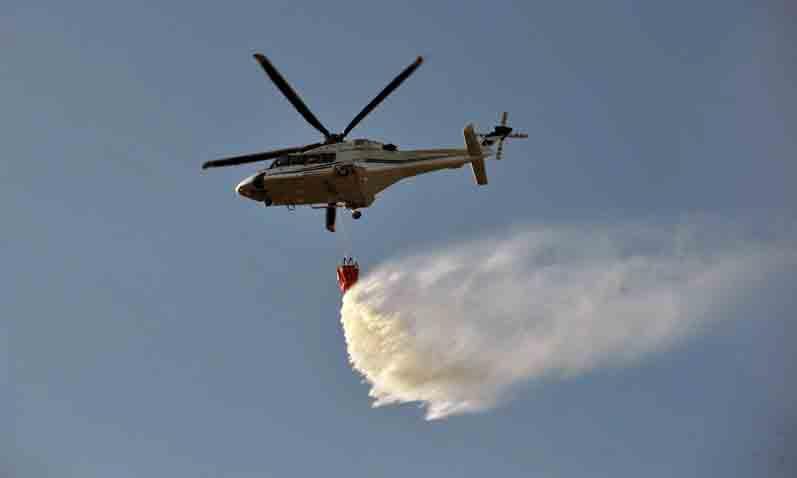 Helicopters Fighting Margalla Hills Fire - History of PIA - Forum